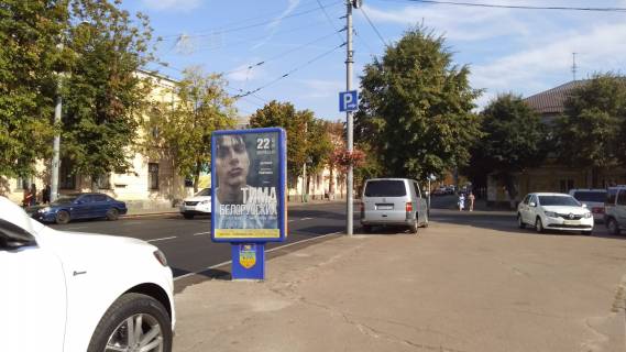 Ситилайт A в Житомире, 1,2x1,8  Корольова пл., 10 (№3) (Міська Рада, кінотеатр Жовтень) фото 1