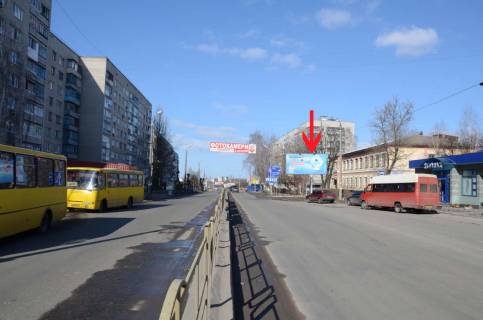 Билборд A в Бердичеве, 3x6  Житомирська вул.  42 (ЦМЛ ) фото 1