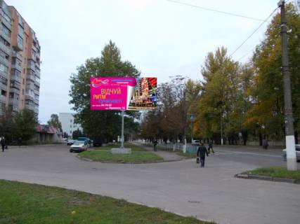 Билборд B в Житомире Покровская  ул., 94 (крупный спальный р-н, городское ГАИ, новостройка) фото 1