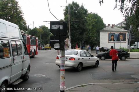 Призма A в Житомире Велика Бердичівська вул., 45, МедУниверситет, ПедУниверситет - 375903 фото 1