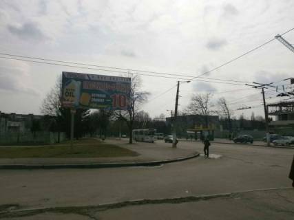 Билборд B в Житомире, 3x6  Полевая пл., 5 (к-тр Космос, спальный район, фитнес-клуб "Лайм", поликлиника) фото 1