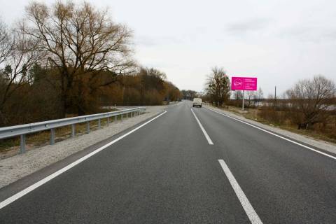 Билборд A в Житомире, 3x6  траса Житомир-Чернівці Н-03 13+800(ліво) фото 1