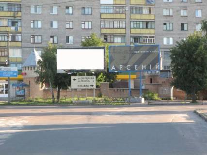 Билборд A в Бердичеве, 3x6  Свердлова-Котовського вул (Дитячий Світ) фото 1