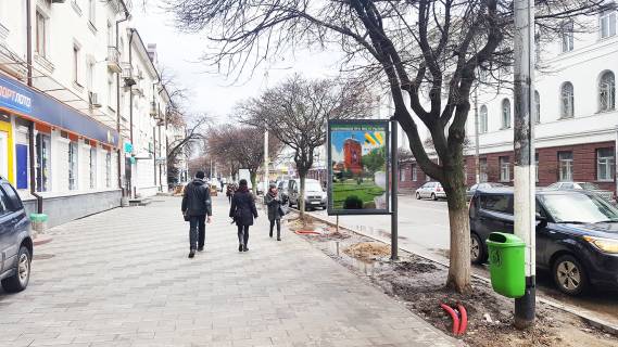 Ситилайт B в Житомире, 1,2x1,8  Бердичівська вул, 3 (№1) (Музично-драматичний театр) фото 1