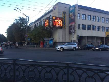 Видеоборд B у Рівному вул. Соборна, 56 - 558526 Фото 1