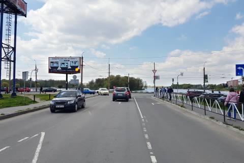 Билборд B в Хмельницком, 3*6  перехрестя вул.Степана Бандери (Маршала Рибалка) - "нова дорога". неподалік: ТРЦ "Оазис", "Епіцентр" (центр) фото 1