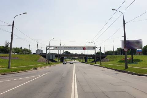Билборд A в Хмельницком, 2*15  розв'язка вул.Кам'янецька - вул.Князя С.Хороброго - Львівське шосе. (зі сторони ринків) (в центр) фото 1