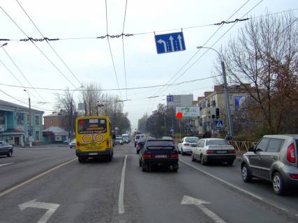 Billboard A in Khmelnitsky, 3*6  perehresta st.Kam'anec'ka - st.Petluri. nepodalik: TC "Ruzicnans'kij", skupcenna MAFiv, zupinki, sud (vid centru) Photo 1