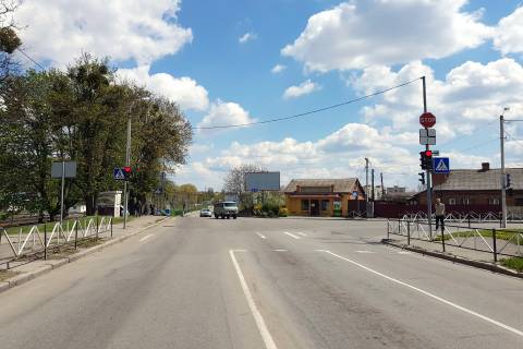 Billboard A in Khmelnitsky, 3*6  st.Knaza S.Horobrogo - st.I.Franka (magazin). nepodalik:zupinka, centr mista (vid centru) Photo 1