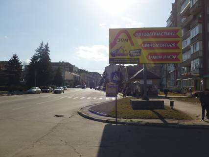 Билборд B в Калуше м-н Шептицького  біля Фуршету фото 1