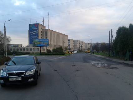 Билборд B в Львове вул.Станіславського  фото 1