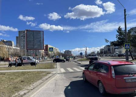Билборд A в Львове, 3х2,6  Пр-т Червоної Калини-Чукаріна фото 1