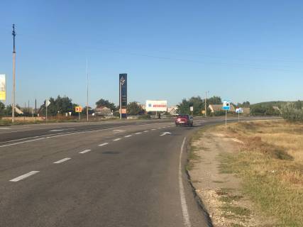 Билборд B в Херсоне, 3х6 м.  м.Олешки / в'їзд зі сторони Голої Пристані фото 1