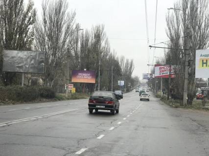Білборд, Бігборд (Борд)  B у Херсоні, 3х6 м.  Нафтовіків вул. (Р-н м'ясокомбінату, навпроти АЗС) Фото 1