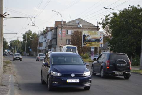 Билборд  в Херсоне Івана Богуна (Ілліча) вул., буд.13/Тельмана вул. фото 1