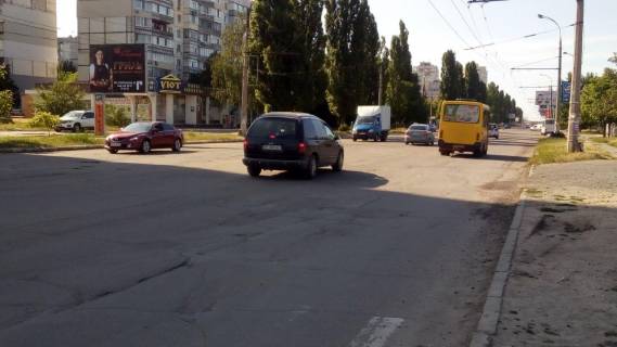 Билборд B в Херсоне 49-ї Гвардійської дивізії вул.(р-н магазину "Уют") фото 1