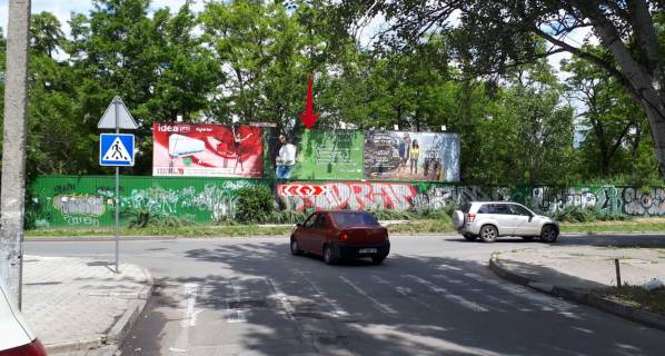Билборд B в Херсоне вул.Молодіжна/вул.Небесної Сотні, школа№30 фото 1