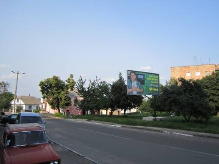 Білборд, Бігборд (Борд)  A у Острозі, 6х3м  м. Острог, вул. Татарська, навпроти буд. №2 Фото 1