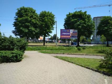 Билборд B в Ровно, 6х3м  м. Рівне, вул. Василя Червонія (Гагаріна), перехрестя з вул. Льонокомбінатівською фото 1