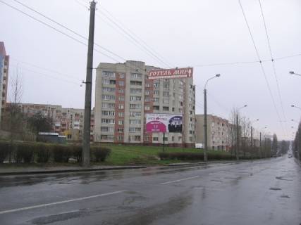 Билборд B в Ровно, 6х3м  м. Рівне, вул. Соборна, поруч з будинком №446 фото 1