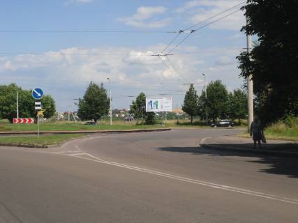 Билборд A в Ровно, 6х3м  м. Рівне, вул. Захисників Маріуполя (Костромська), перехрестя з вул. вул. Василя Червонія (Гагаріна) фото 1