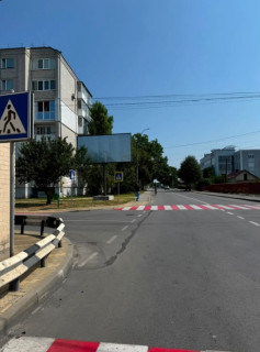 Билборд A в Звягель (Новоград-Волынский) вул. Житомирська (біля будинку Ne21, на розі звул. Академіка Лисіна) фото 1