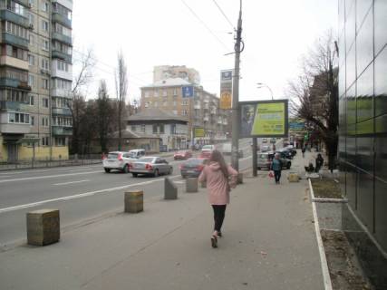 Scrolller, Scroll A in Kyiv, 2,3х3,14  st.V.Get'mana/st.Brajcevs'kogo Cosmo Multimall TC BOL'̱SEVIK - 194182 Photo 1