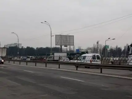Призматрон, Призма A у Києві Броварський просп. (ст.м. «Лісова», Даринок)-в центр - 568157 Фото 1
