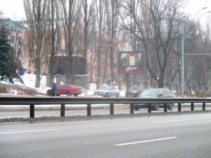 Бэклайт B в Киеве, 2,3х3,14  Берестейский (Перемоги) пр.,36 (медуніверситет) -в центр фото 1