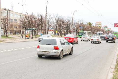 Билборд B в Харькове, 1,24х1,84  Героїв Салінграда пр-т, 163 (зупинка 27-й мікрорайон), з центру фото 1