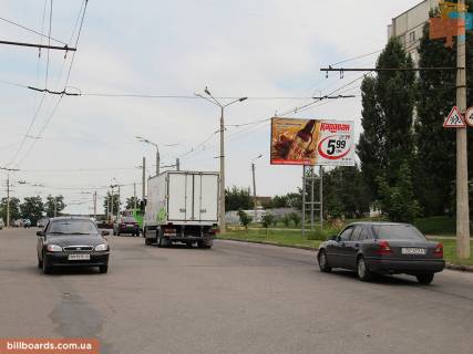 Билборд A в Запорожье Гвардейцев Широнинцев кл., 108, из центра фото 1