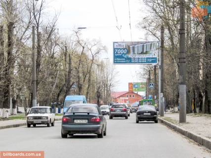 Призма A в Запорожье Леоніда Каденюка (Чкалова) ул., 15, из центра - 54593 фото 1