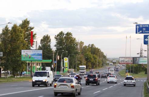 Билборд B в Харькове, 3х6  Полтавський шлях вул. - Чутівська (Чуваська) вул., з центру фото 1