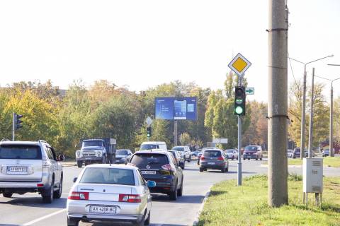 Білборд, Бігборд (Борд)  B у Харкові, 3х6  Салтівське шосе, 142, в центр Фото 1