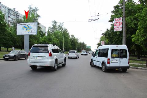 Билборд B в Харькове, 3х6  Гвардійців-Широнінців вул. – Бучми (Уборевича) вул., в центр фото 1