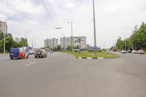 Билборд A в Днепр (Днепропетровск), 3х6  Людвіга Свободи пр-т (навпроти б. № 34), в центр фото 1