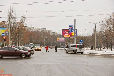 Билборд A в Запорожье Героев Труда ул., 25/71 - Гвардейцев-Широнинцев ул., в центр фото 1