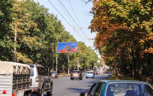 Билборд B в Днепр (Днепропетровск), 3х6  Гвардійців-Широнінців вул., 59, з центру фото 1
