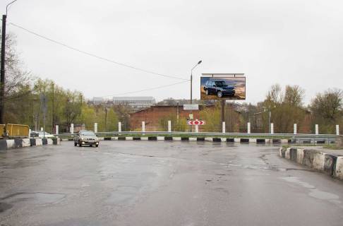 Билборд A в Запорожье Озерянская ул. - Гиевская ул., 6 (Кузинский путепровод), из центра фото 1