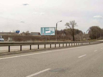Билборд B в трасах Харкова, 3х6  Київська траса, напрямок у бік Києва, поворот на п.Караван фото 1