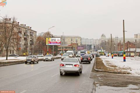 Билборд B в Запорожье Івана Сошенка (Академіка Павлова) ул., 26 - Механический пер., в центр фото 1