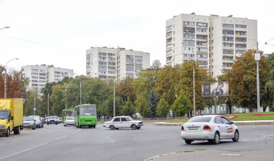 Призма A в Харькове, 3х6  23 Серпня вул., 59 - Космонавтів вул., в центр - 471223 фото 1
