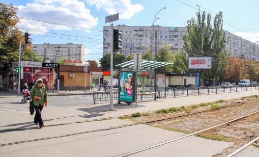 Билборд B в Харькове, 1,24х1,84  Перемоги пр-т, 74 (зупинка Сонячна) фото 1