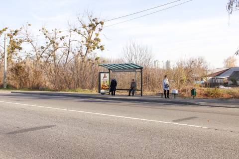 Білборд, Бігборд (Борд)  A у Харкові, 1,24х1,84  Мереф'янське шосе, 17/8 (зупинка Мереф'янське шосе), в центр Фото 1