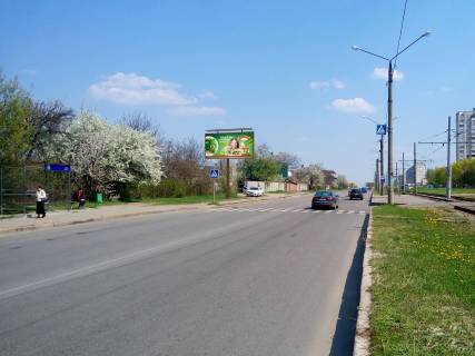 Билборд B в Запорожье Тракторостроителей пр-т (напротив дома № 124), из центра фото 1