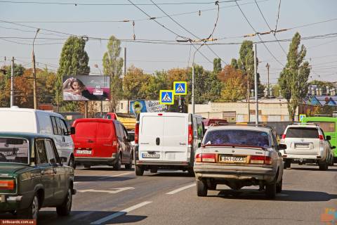 Призма B в Запорожье Юбилейный пр-т - Льва Ландау пр-т, в центр (VIP) - 166122 фото 1