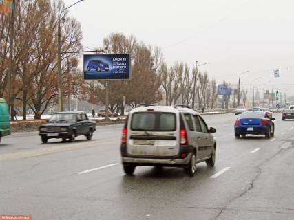 Призма B в Запорожье Юбилейный пр-т, 51 (2), из центра (VIP) (Киноленд) - 166150 фото 1