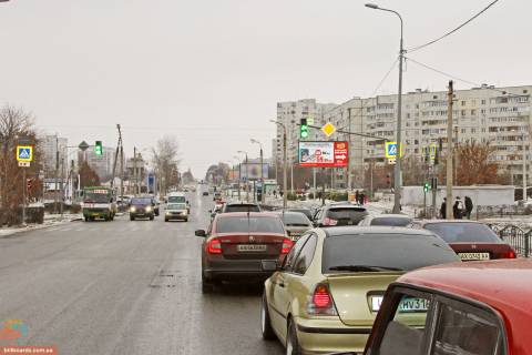 Призматрон, Призма A у Харкові, 3х6  Леся Сердюка (Командарма Корка) вул. - Бучми (Уборевича) вул., 1-Б, з центру - 165959 Фото 1