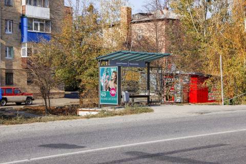 Билборд B в Харькове, 1,24х1,84  Мереф'янське шосе, 20 (зупинка Резервна), в центр фото 1