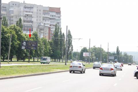 Білборд, Бігборд (Борд)  B у Харкові, 3х6  Перемоги пр-т, 48, в центр Фото 1